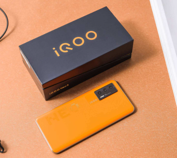 iQOO Neo5工程机曝光  将搭载骁龙870芯片对打Redmi K40系列